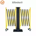 Barrières extensibles Xfinite® Double face sur poteau