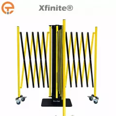 Barrières extensibles Xfinite® 3 faces sur poteau