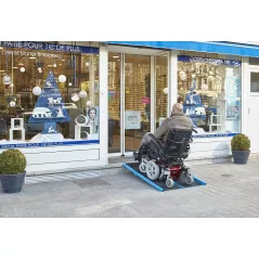Rampe d'accès mobile PMR 450 kg