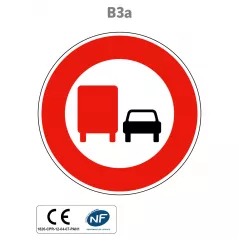 Panneau B3a Interdiction de dépasser aux véhicules de plus de 3,5 tonnes