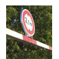 Support panneau sur portique