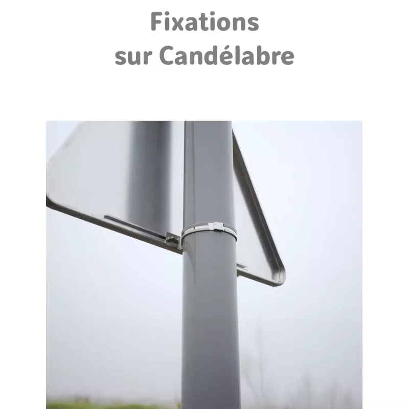 Feuillard panneau de signalisation sur candélabre